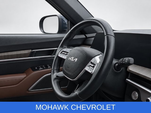Used 2024 Kia Telluride EX w/ EX Captain's Chair Package FWD image 21