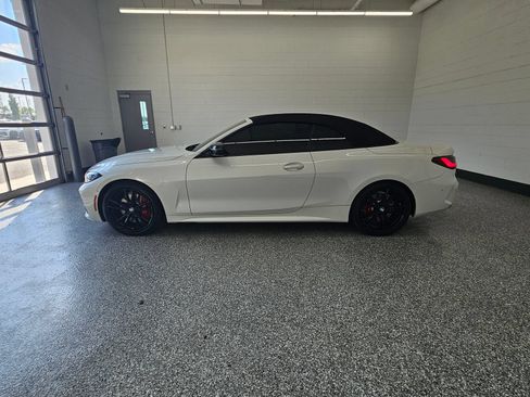Used 2024 BMW 440i xDrive Convertible w/ Premium Package AWD/4WD image 2