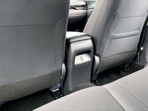 Used 2025 Nissan Sentra SV image 34