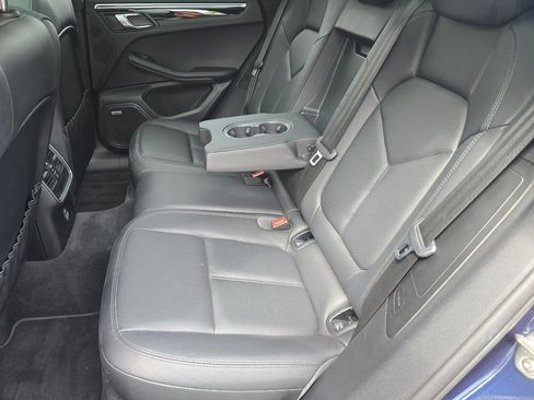 Used 2020 Porsche Macan S AWD/4WD image 39
