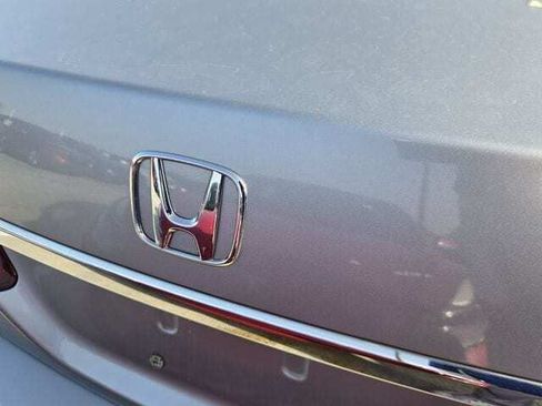 Used 2016 Honda Accord EX-L image 10