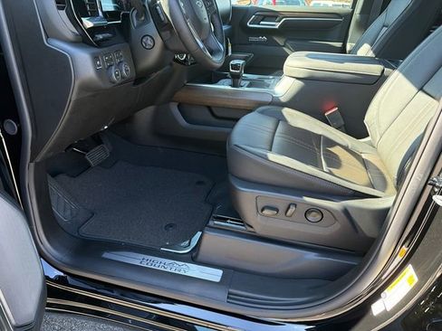 New 2026 Chevrolet Silverado 1500 High Country w/ Midnight Edition image 9