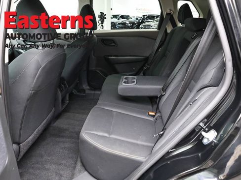 Used 2023 Nissan Rogue S AWD/4WD image 22