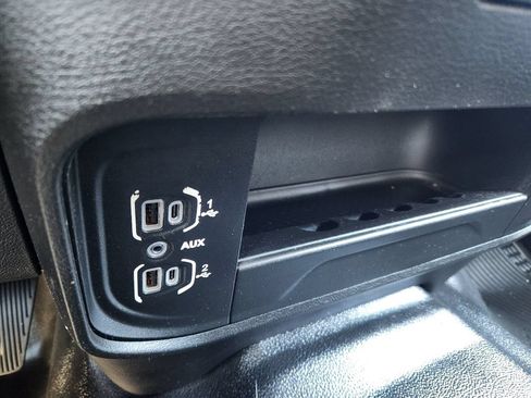 Used 2019 RAM 2500 Tradesman w/ Chrome Appearance Group AWD/4WD image 21