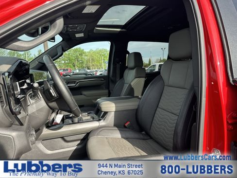 Used 2025 Chevrolet Silverado 1500 ZR2 image 11