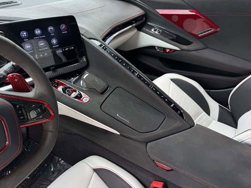 Used 2023 Chevrolet Corvette Stingray Premium Cpe w/ Z51 Performance Package RWD image 16
