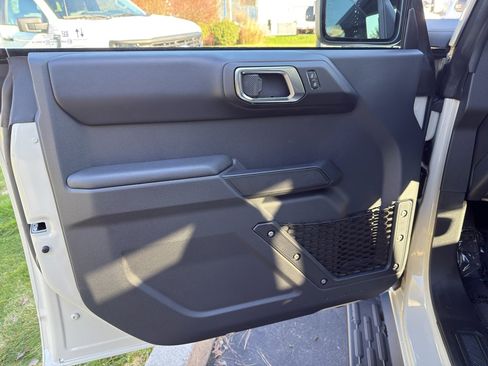 New 2025 Ford Bronco Outer Banks image 14