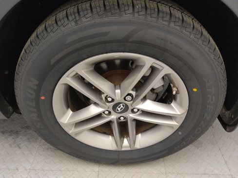 Used 2017 Hyundai Santa Fe Sport AWD/4WD image 31