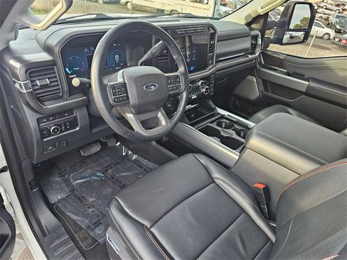 Used 2024 Ford F250 Lariat image 2