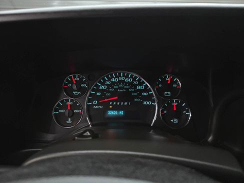 Used 2018 GMC Savana 2500 w/ Driver Convenience Package RWD image 21