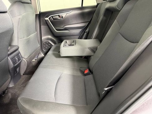 Used 2024 Toyota RAV4 LE AWD/4WD image 25