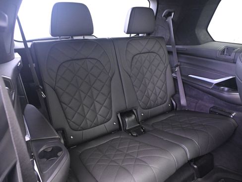 Used 2025 BMW X7 xDrive40i w/ M Sport Package AWD/4WD image 20