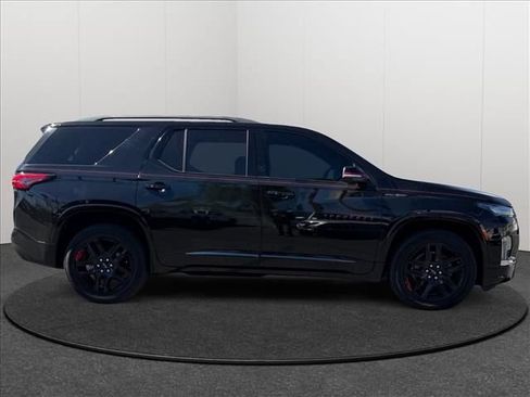 Used 2024 Chevrolet Traverse Premier w/ Redline Edition FWD image 5