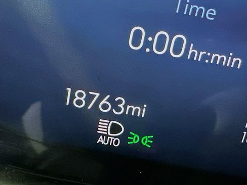 Used 2025 Buick Envision Sport Touring image 35