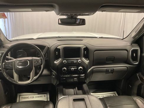 Used 2022 GMC Sierra 3500 Denali AWD/4WD image 37