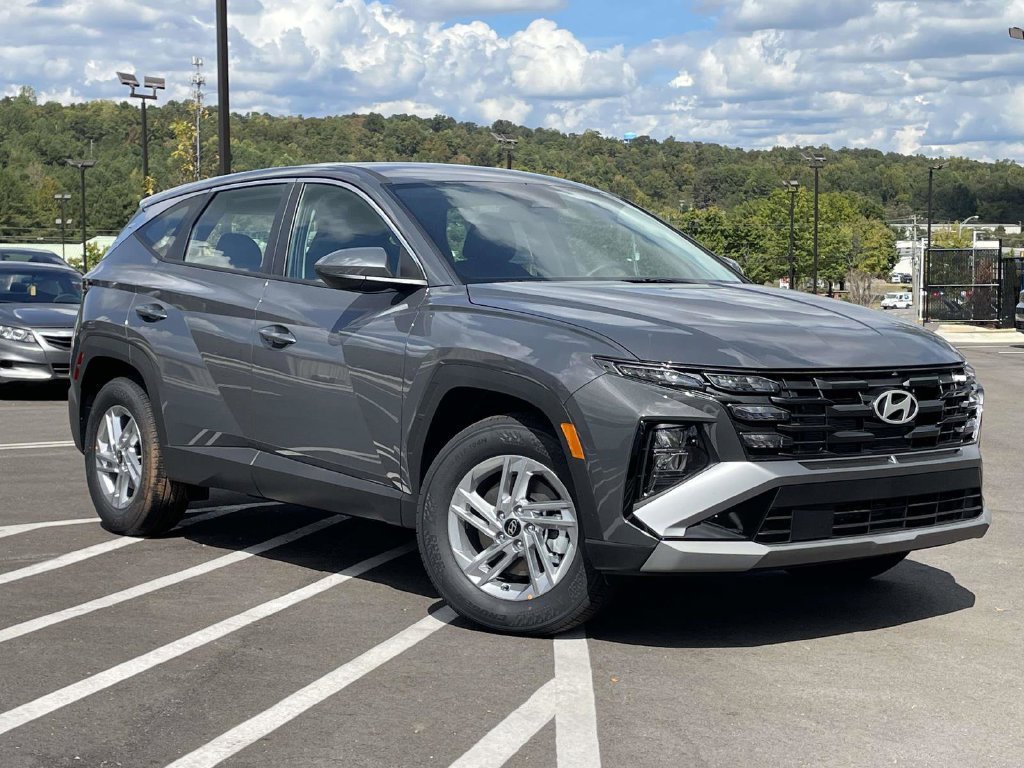 New 2026 Hyundai Tucson SE FWD image 1