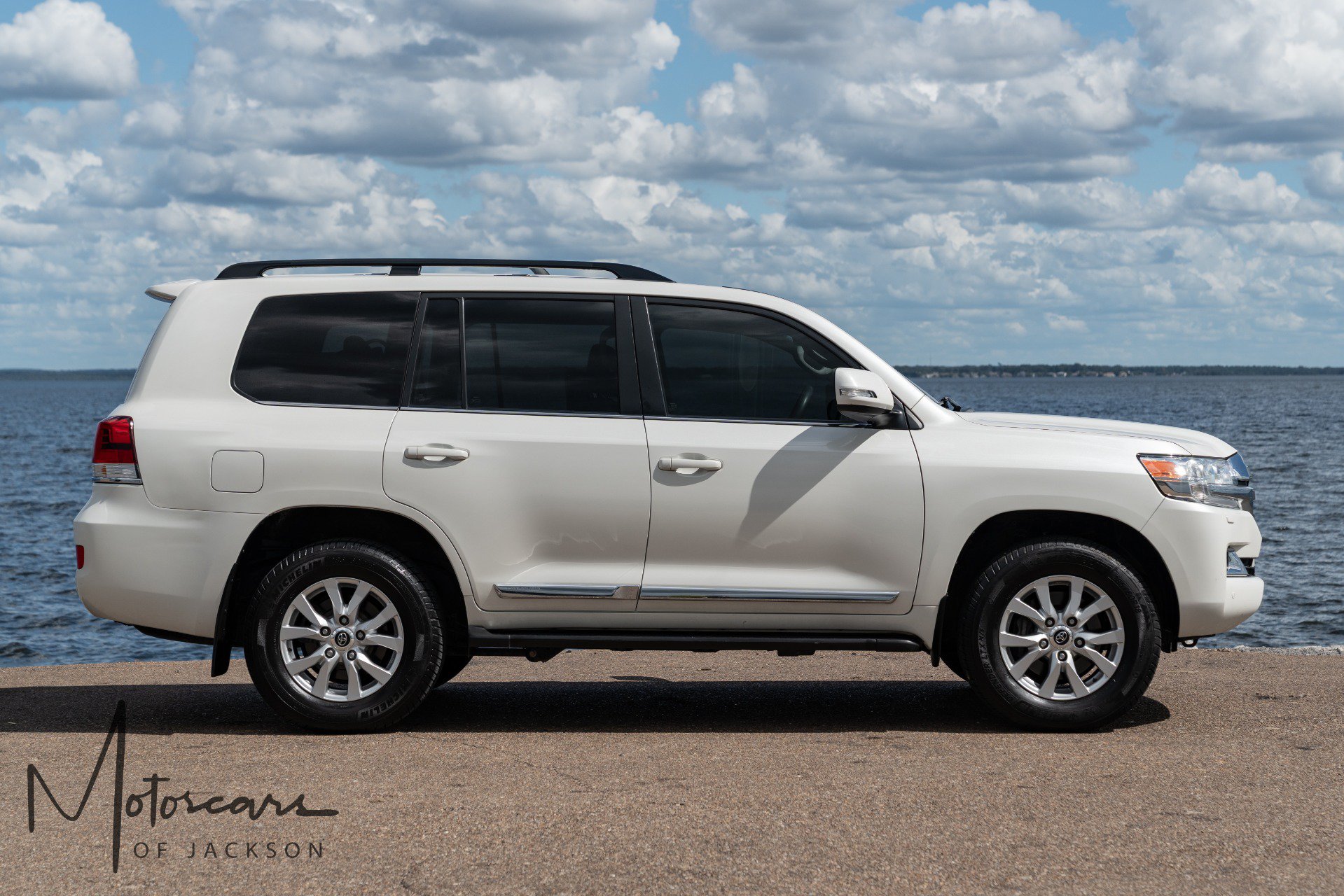 Used 2017 Toyota Land Cruiser AWD/4WD image 8