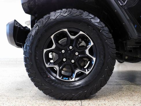 Used 2022 Jeep Wrangler Unlimited Rubicon 4xe w/ Dual Top Group image 31