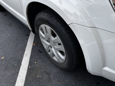 Used 2014 Dodge Journey American Value Package w/ Flexible Seating Group image 11