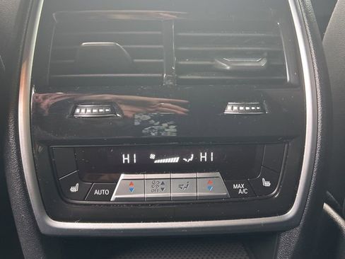 Used 2023 BMW X5 xDrive40i w/ Premium Package image 24