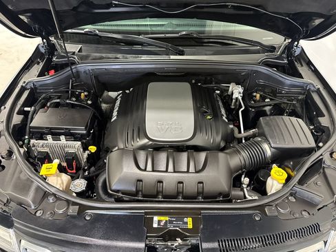 Used 2021 Jeep Grand Cherokee Summit AWD/4WD image 12