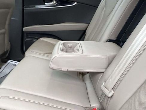 Certified 2022 Lincoln Nautilus Reserve image 14