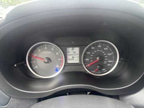 Used 2013 Subaru Crosstrek 2.0i Premium AWD/4WD image 12