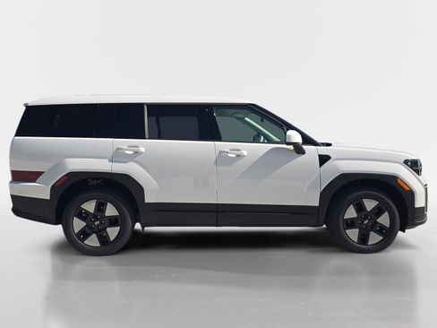 New 2026 Hyundai Santa Fe SE AWD/4WD image 2