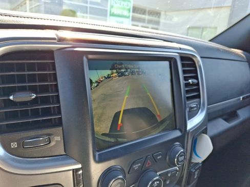 Used 2017 RAM 1500 Limited AWD/4WD image 3