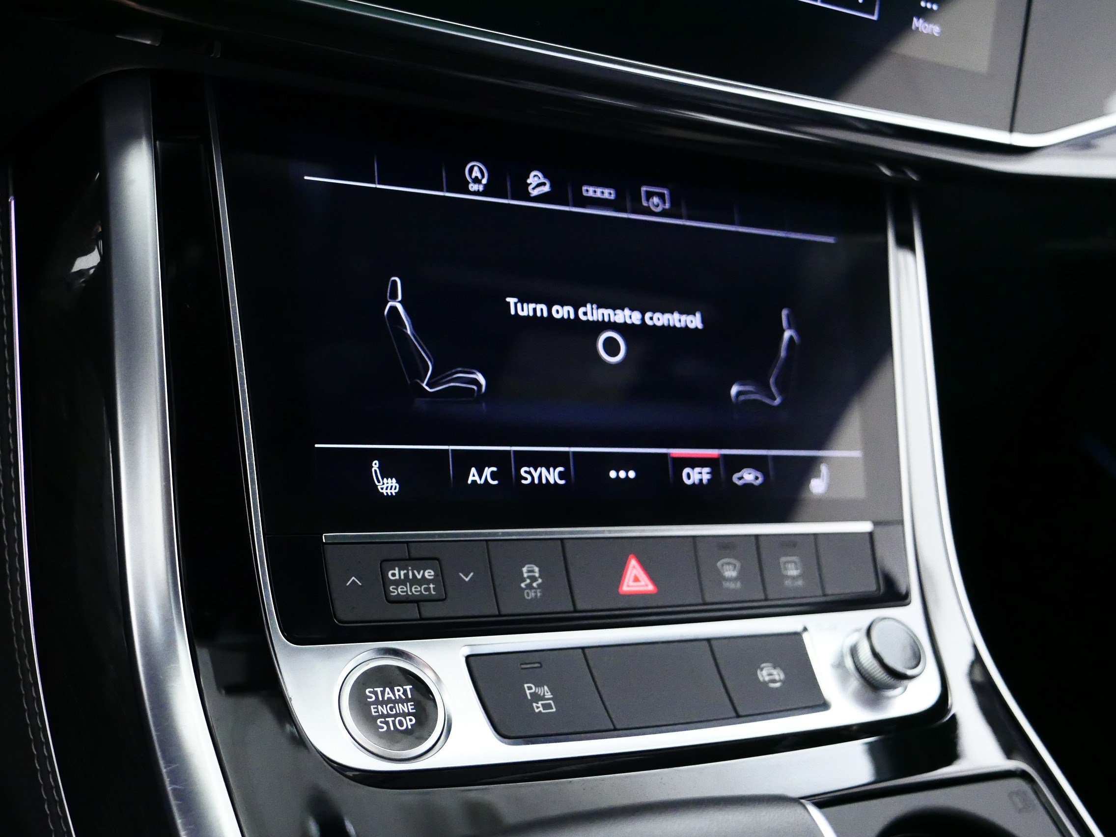 Certified 2025 Audi Q7 3.0T Premium Plus AWD/4WD image 23