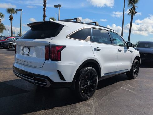 Used 2022 Kia Sorento SX AWD/4WD image 4