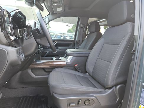 Certified 2025 Chevrolet Silverado 2500 LT w/ Trail Boss Package AWD/4WD image 9