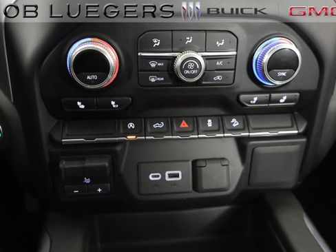 Used 2021 GMC Sierra 1500 Elevation w/ LPO, Elevation Black Package AWD/4WD image 29