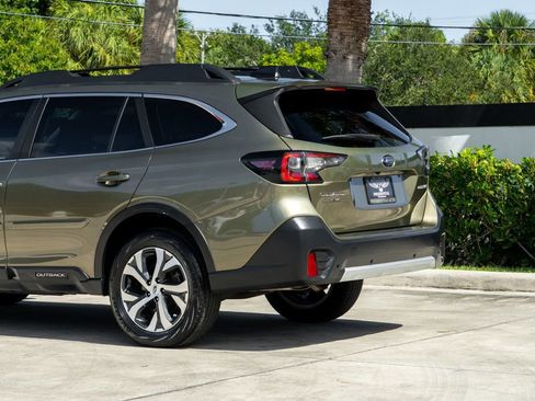 Used 2022 Subaru Outback Limited image 5