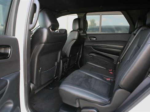 Used 2022 Dodge Durango GT RWD image 14