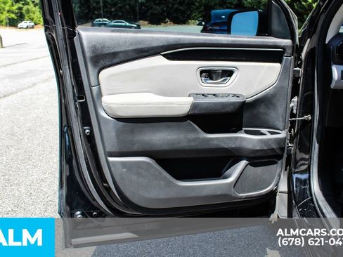Used 2024 Honda Pilot LX image 36