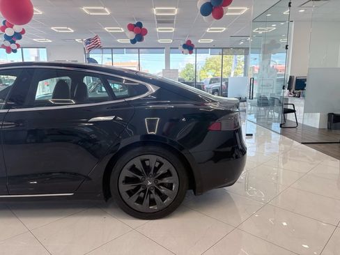 Used 2019 Tesla Model S 100D AWD/4WD image 7