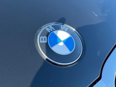 Used 2024 BMW 330i xDrive Sedan w/ Premium Package AWD/4WD image 11