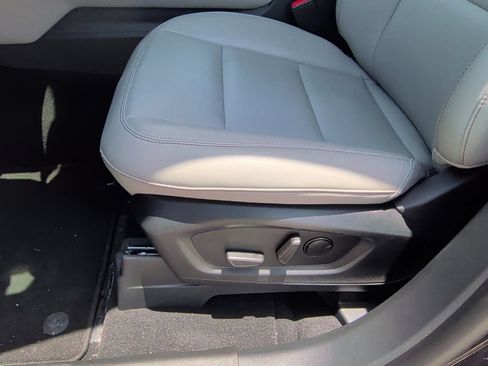 New 2026 Ford Explorer Active w/ Active Comfort Package RWD image 13