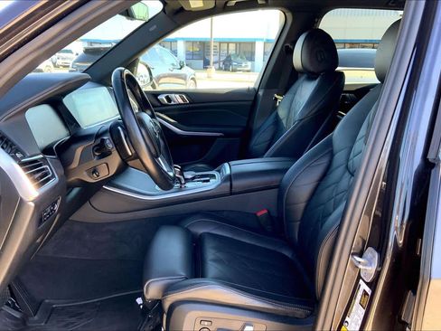 Used 2023 BMW X5 sDrive40i w/ Premium Package image 8