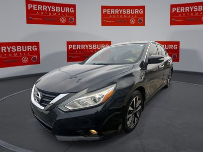 Used 2016 Nissan Altima 2.5 SL w/ 2.5 Technology Package