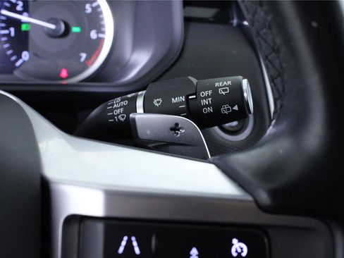 Used 2023 Land Rover Discovery S R-Dynamic AWD/4WD image 26