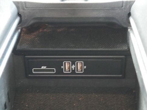 Used 2019 Mercedes-Benz C 300 4MATIC Sedan image 47