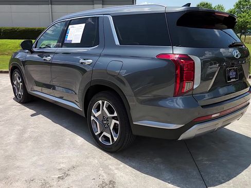 Used 2024 Hyundai Palisade SEL image 13