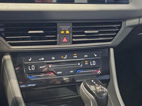 New 2025 Volkswagen Jetta SE image 29