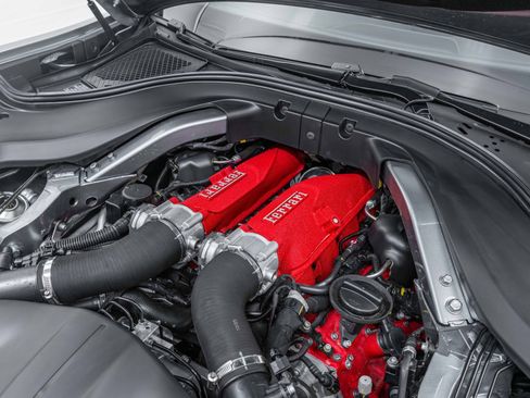 Certified 2024 Ferrari Roma image 22