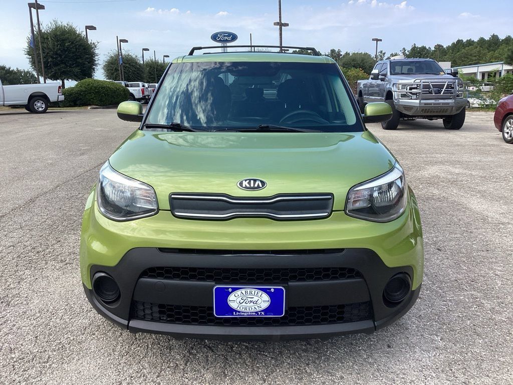 Used 2018 Kia Soul w/ Convenience Package FWD image 2