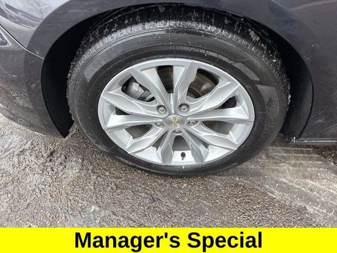 Used 2023 Chevrolet Malibu LT FWD image 45