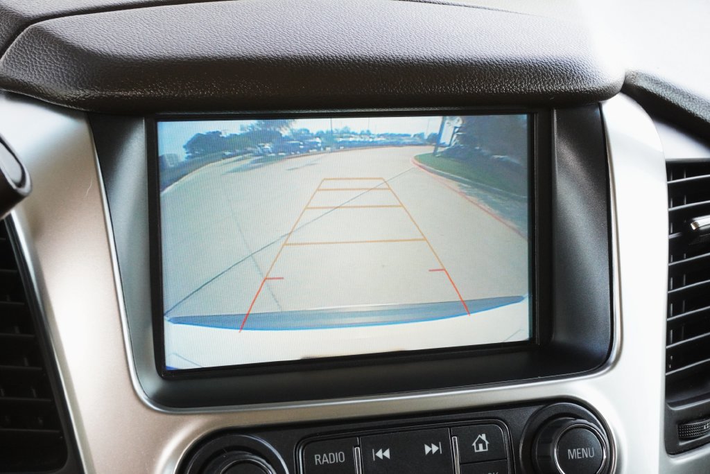 Used 2020 Chevrolet Tahoe LT RWD image 17