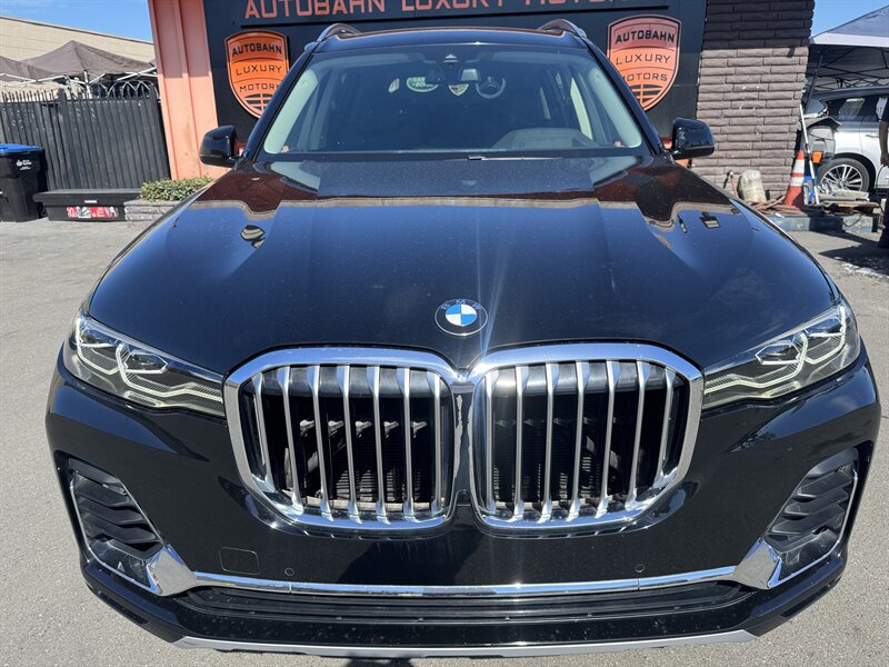 Used 2020 BMW X7 xDrive40i w/ Premium Package AWD/4WD image 3